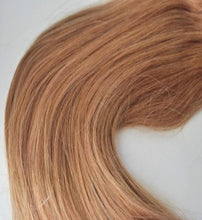 Load image into Gallery viewer, 20" Darkest Blonde Clip In Extensions